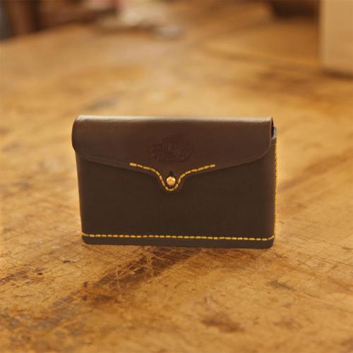 Somerset Closed Cartridge Pouch, yellow stitching, leather products, handcrafted, genuine leather, brass studs